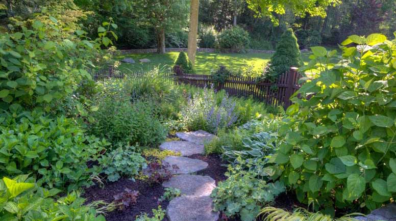 Photos-courtesy-of-Hoffman-Landscapes,-Inc-10.jpg